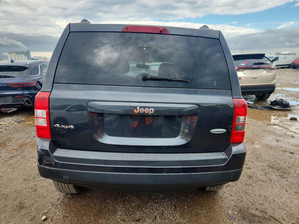 65125196 :رقم المزاد ، 1C4NJRFB3GD588365 vin ، 2016 Jeep Patriot مزاد بيع