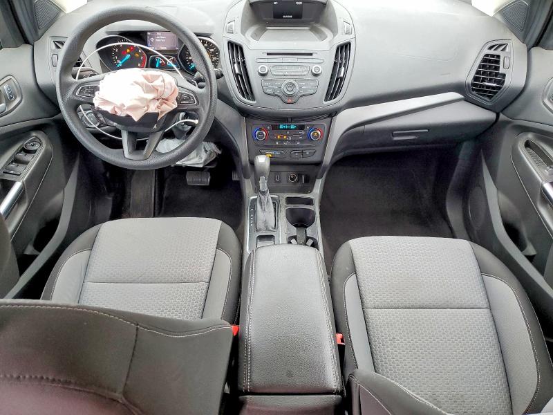 65840916 :رقم المزاد ، 1FMCU0GDXHUD57082 vin ، 2017 Ford Escape مزاد بيع