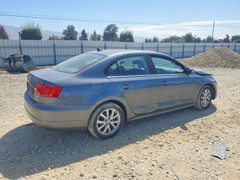 2013 Volkswagen Jetta მანქანა იყიდება აუქციონზე, vin: 3VWDP7AJXDM426999, აუქციონის ნომერი: 65409156