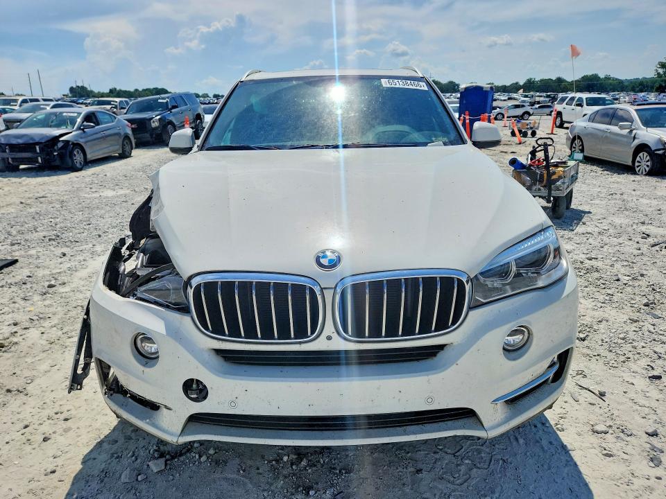 65138466 :رقم المزاد ، 5UXKR2C37H0X04240 vin ، 2017 Bmw X5 مزاد بيع