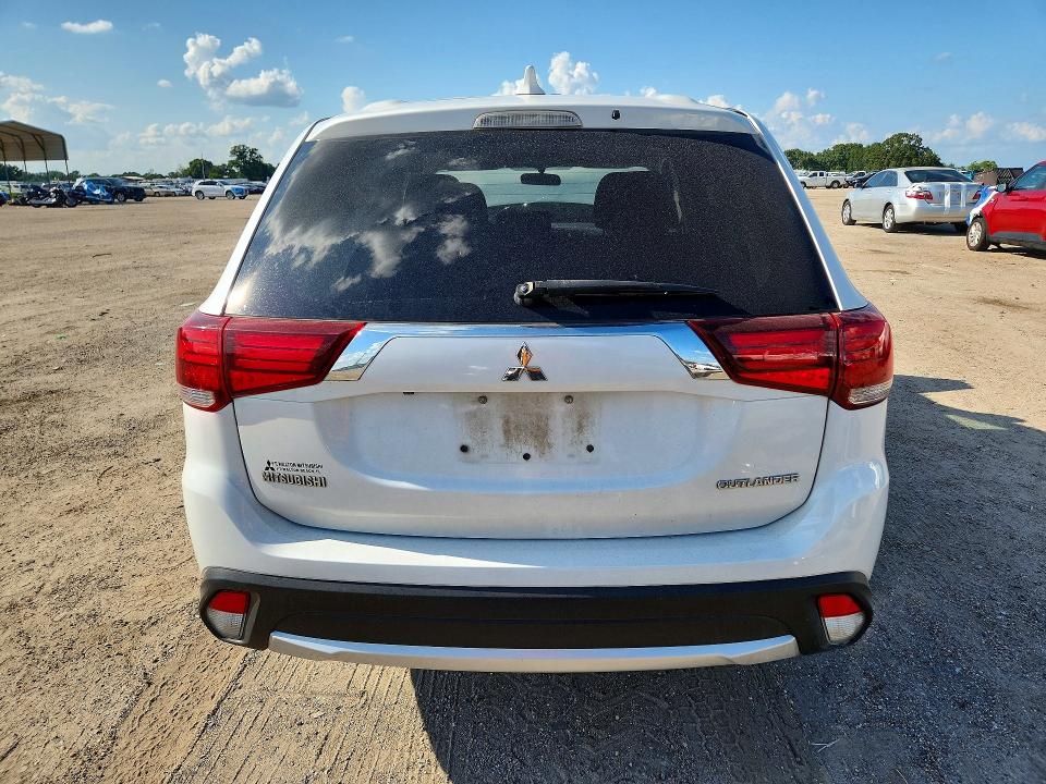 Продажа на аукционе авто 2017 Mitsubishi Outlander, vin: JA4AD2A36HZ038637, номер лота: 63787366