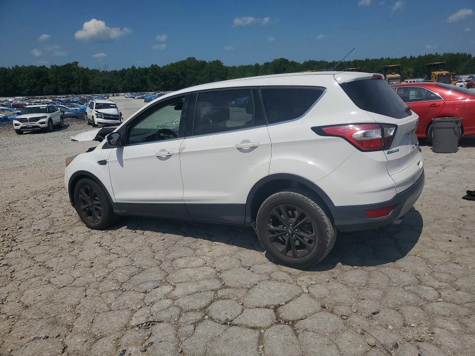 2017 Ford Escape მანქანა იყიდება აუქციონზე, vin: 1FMCU0G97HUC96737, აუქციონის ნომერი: 64441156