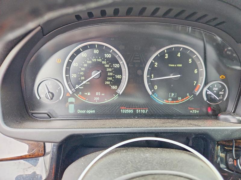 65267256 :رقم المزاد ، 5UXKR6C30H0J85250 vin ، 2017 Bmw X5 مزاد بيع