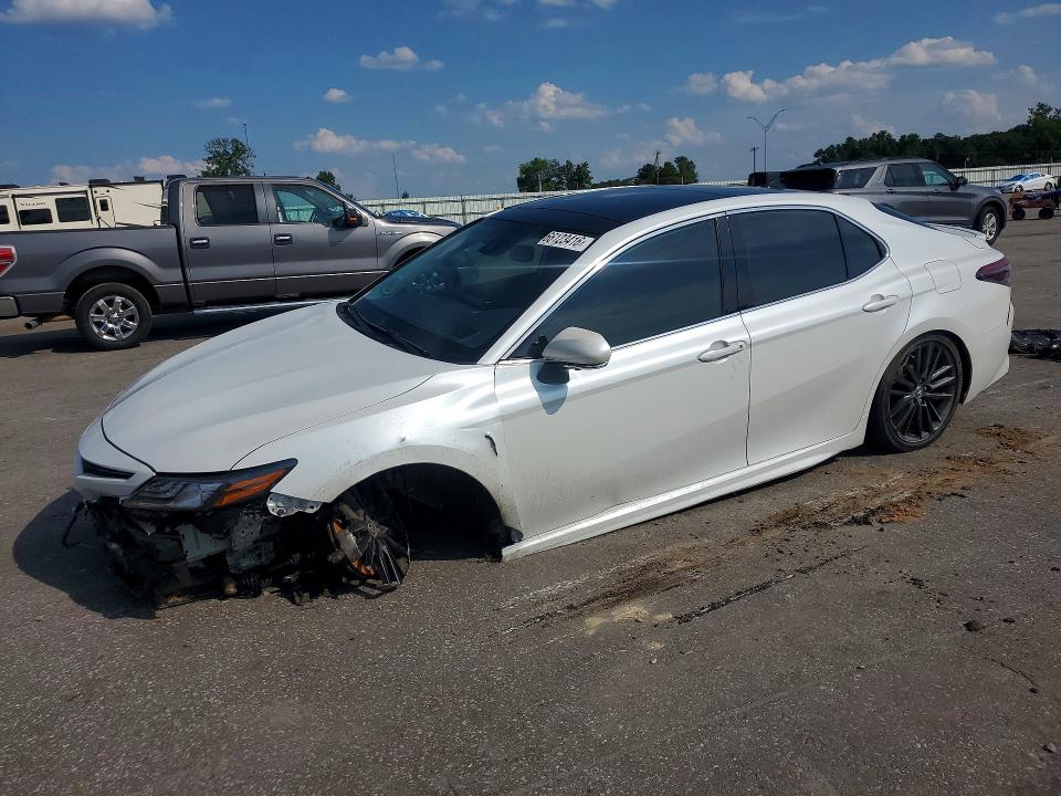 66123416 :رقم المزاد ، 4T1K61AK9NU015881 vin ، 2022 Toyota Camry مزاد بيع