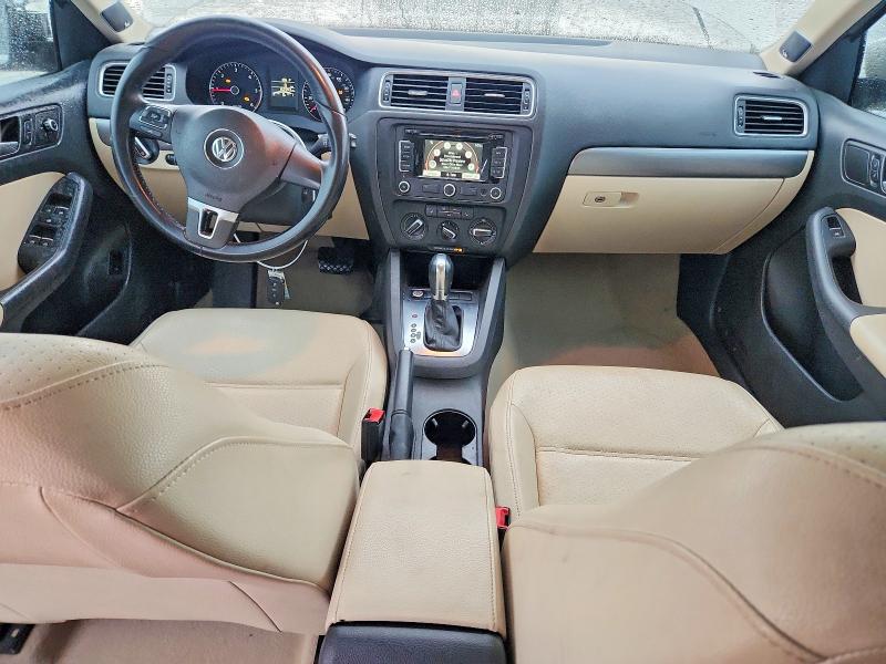 66392016 :رقم المزاد ، 3VWLL7AJ1EM273695 vin ، 2014 Volkswagen Jetta مزاد بيع