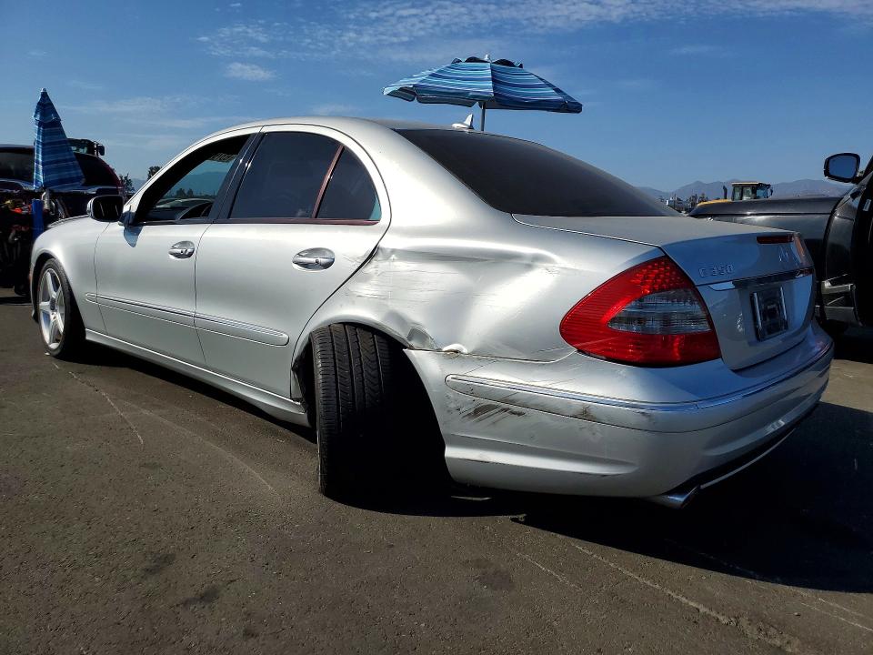 2009 Mercedes-benz E მანქანა იყიდება აუქციონზე, vin: WDBUF56X79B412689, აუქციონის ნომერი: 63762816
