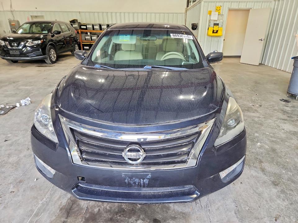 Продажа на аукционе авто 2015 Nissan Altima, vin: 1N4AL3AP5FC111178, номер лота: 66930456