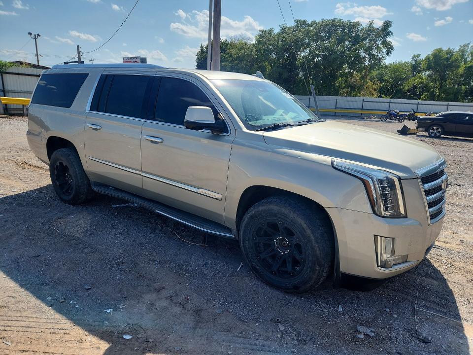 2016 Cadillac Escalade მანქანა იყიდება აუქციონზე, vin: 1GYS4HKJ6GR186595, აუქციონის ნომერი: 64662586