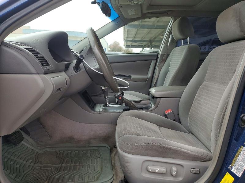 2005 Toyota Camry მანქანა იყიდება აუქციონზე, vin: 4T1BE30K65U013571, აუქციონის ნომერი: 67192046