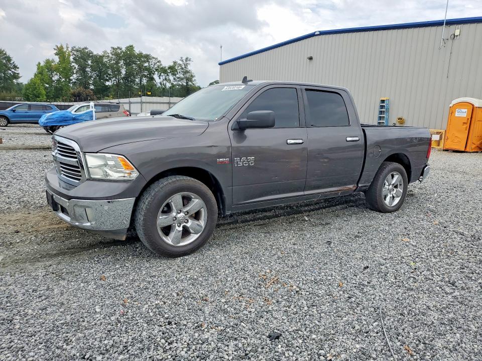 63839746 :رقم المزاد ، 3C6RR6LT5HG521400 vin ، 2017 Ram 1500 مزاد بيع