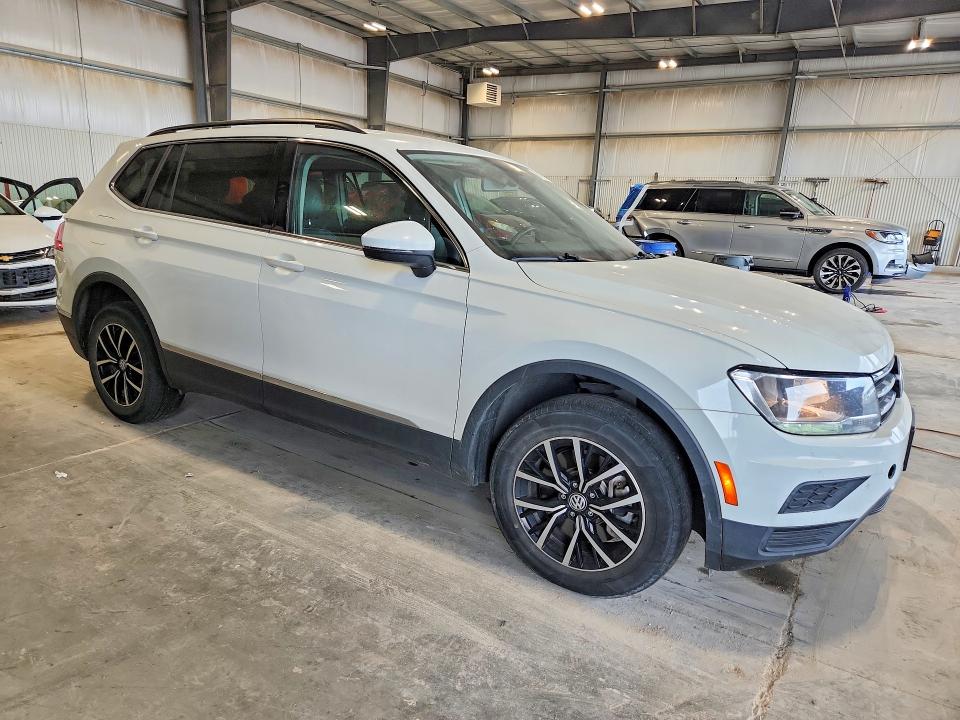 2021 Volkswagen Tiguan მანქანა იყიდება აუქციონზე, vin: 3VV2B7AX9MM100951, აუქციონის ნომერი: 64978476