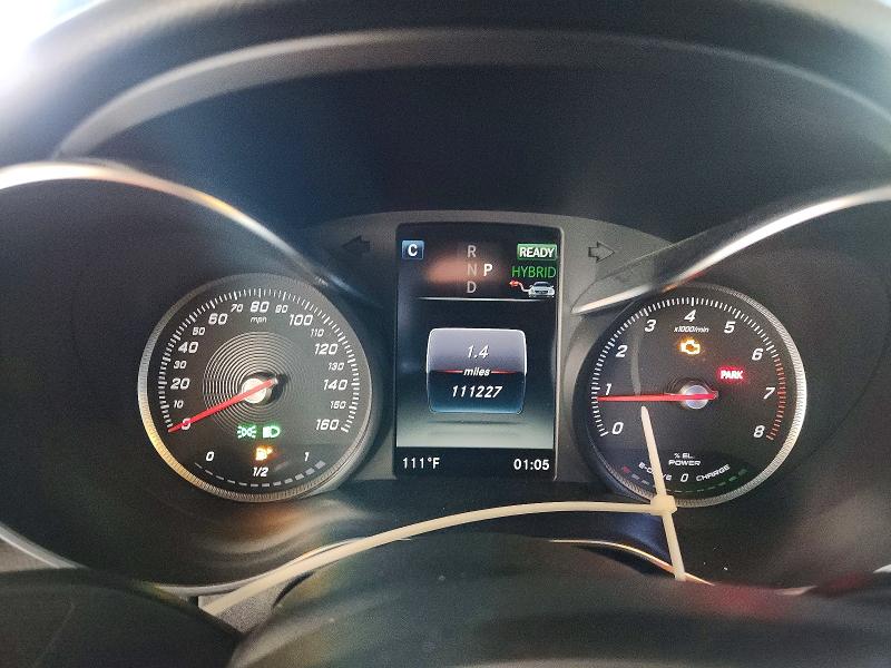 64304856 :رقم المزاد ، 55SWF4HB0JU255609 vin ، 2018 Mercedes-benz C مزاد بيع