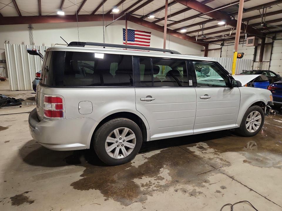 64239736 :رقم المزاد ، 2FMGK5BC2CBD04717 vin ، 2012 Ford Flex مزاد بيع