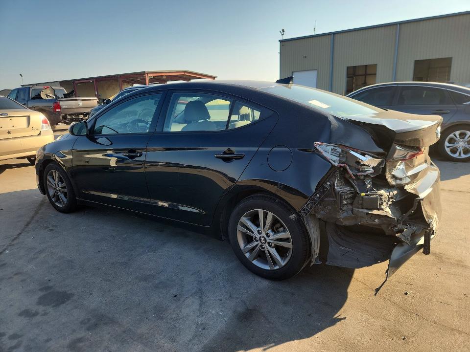 67033836 :رقم المزاد ، 5NPD84LF1JH338254 vin ، 2018 Hyundai Elantra مزاد بيع