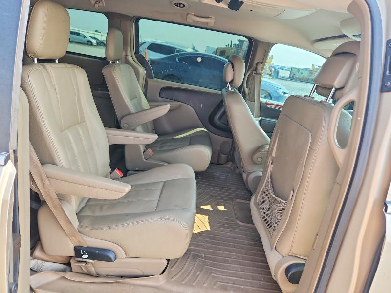 2016 Chrysler Town & Country მანქანა იყიდება აუქციონზე, vin: 2C4RC1BG9GR155953, აუქციონის ნომერი: 63851106