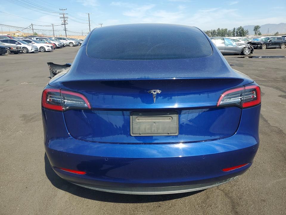 2022 Tesla Model 3 მანქანა იყიდება აუქციონზე, vin: 5YJ3E1EA7NF375818, აუქციონის ნომერი: 65958896