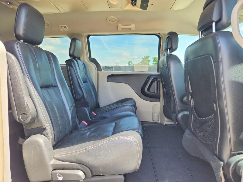 64044726 :رقم المزاد ، 2C4RC1BG9CR375409 vin ، 2012 Chrysler Town & Country مزاد بيع