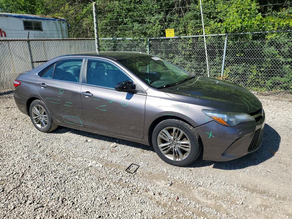 63655326 :رقم المزاد ، 4T1BF1FK9GU213419 vin ، 2016 Toyota Camry مزاد بيع