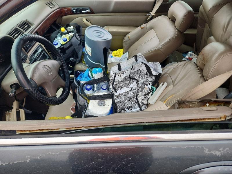 66384766 :رقم المزاد ، 19UYA3152WL010887 vin ، 1998 Acura 2.3cl مزاد بيع
