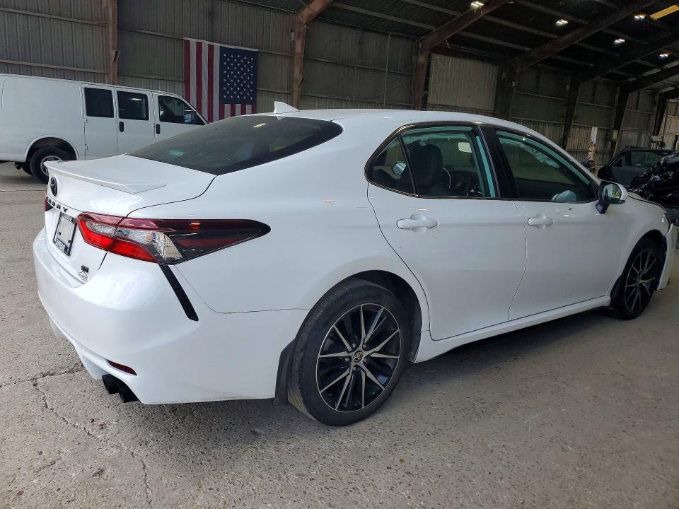 Продаж на аукціоні авто 2024 Toyota Camry, vin: 4T1G11AK1RU874974, номер лоту: 65367176