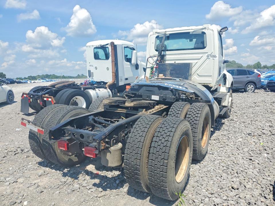 Auction sale of the 2020 International Lt625, vin: 3HCDZAPR3LL265796, lot number: 62760066