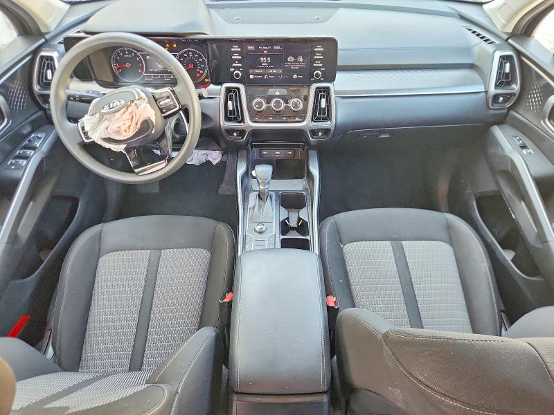 66100356 :رقم المزاد ، 5XYRG4LC8MG061435 vin ، 2021 Kia Sorento مزاد بيع