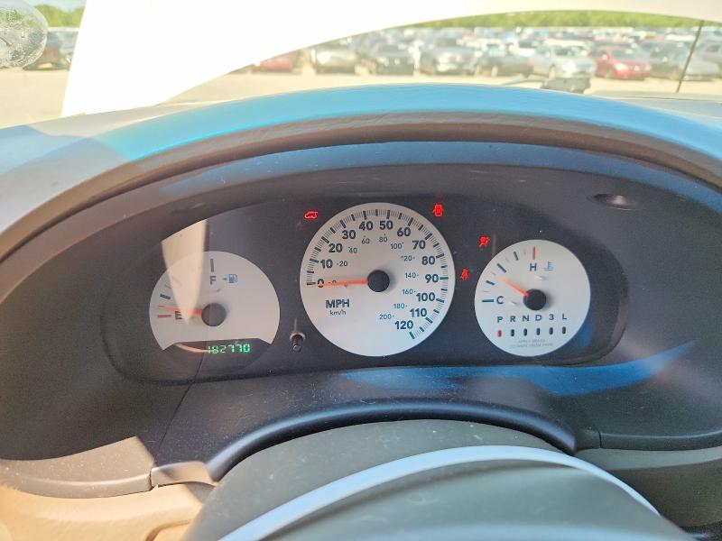 64396376 :رقم المزاد ، 1C4GP45R15B288034 vin ، 2005 Chrysler Town & Country مزاد بيع