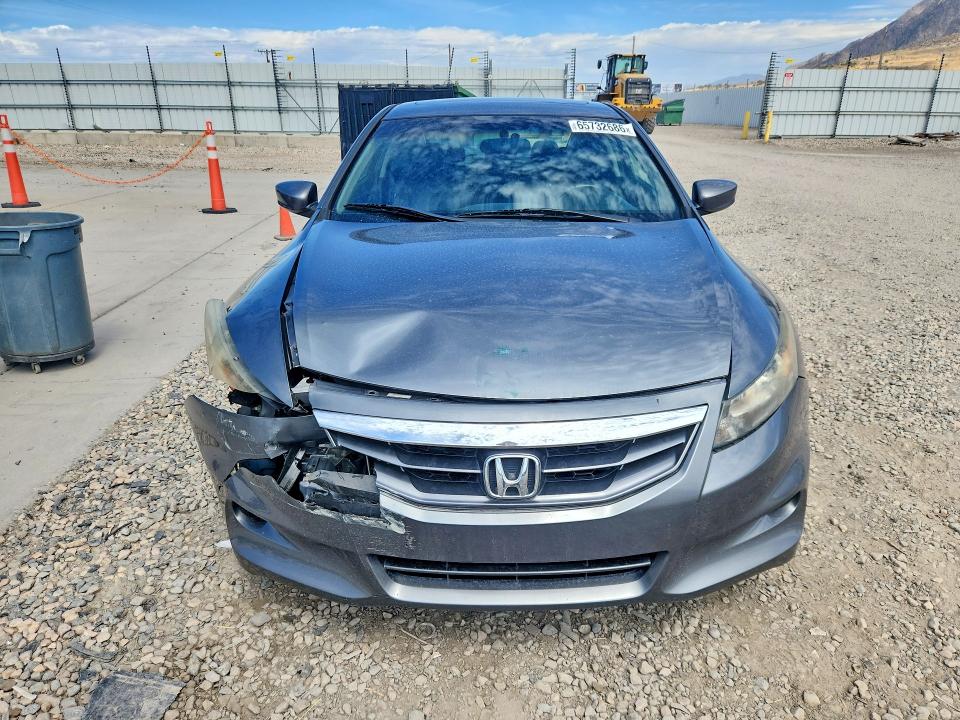 65732686 :رقم المزاد ، 1HGCS2B89CA009706 vin ، 2012 Honda Accord مزاد بيع