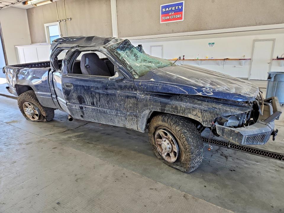 Aukcja sprzedaży 2000 Dodge Ram 2500, vin: 3B7KF2361YG153111, numer aukcji: 67164136