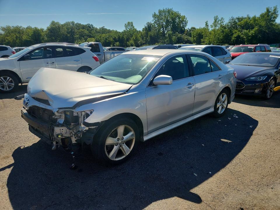 64587896 :رقم المزاد ، 4T1BF3EK8AU036799 vin ، 2010 Toyota Camry مزاد بيع
