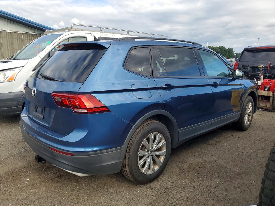 Продажа на аукционе авто 2020 Volkswagen Tiguan, vin: 3VV1B7AX4LM167418, номер лота: 66000496