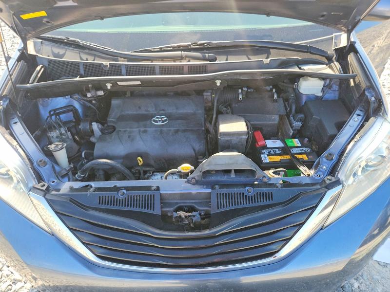 2014 Toyota Sienna მანქანა იყიდება აუქციონზე, vin: 5TDKK3DCXES451885, აუქციონის ნომერი: 64960506