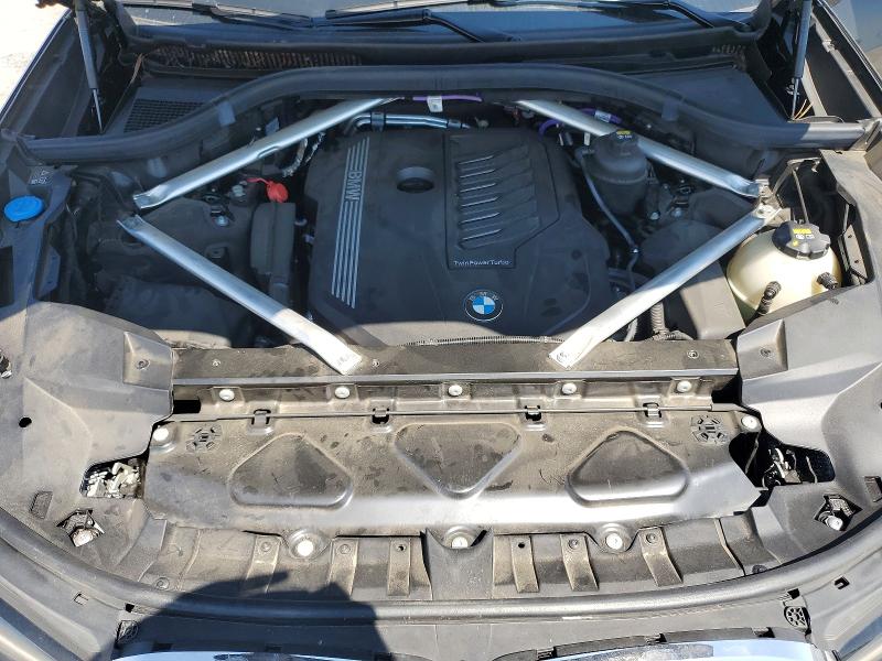 61947796 :رقم المزاد ، 5UXCW2C02N9J14750 vin ، 2022 Bmw X7 مزاد بيع