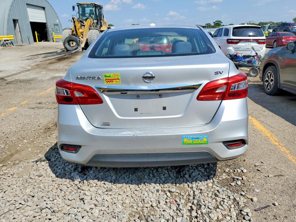 2017 Nissan Sentra მანქანა იყიდება აუქციონზე, vin: 3N1AB7AP8HY382818, აუქციონის ნომერი: 66997506