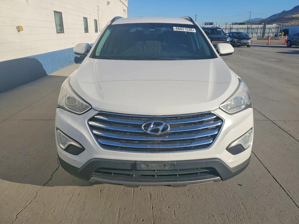 2014 Hyundai Santa Fe მანქანა იყიდება აუქციონზე, vin: KM8SMDHF5EU067119, აუქციონის ნომერი: 66821536