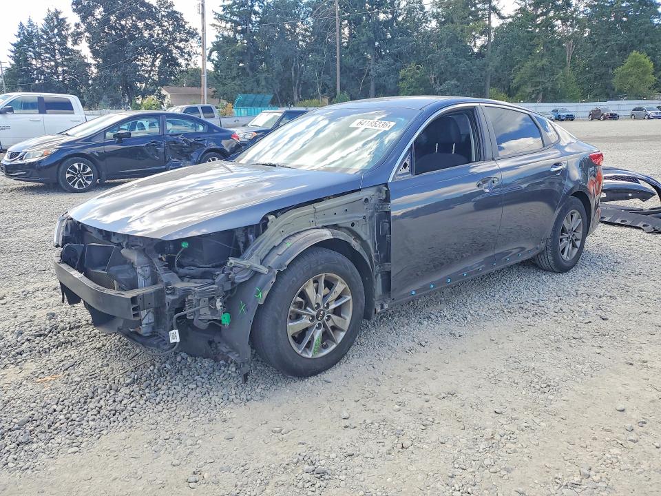 2016 Kia Optima მანქანა იყიდება აუქციონზე, vin: 5XXGT4L14GG075066, აუქციონის ნომერი: 64185236