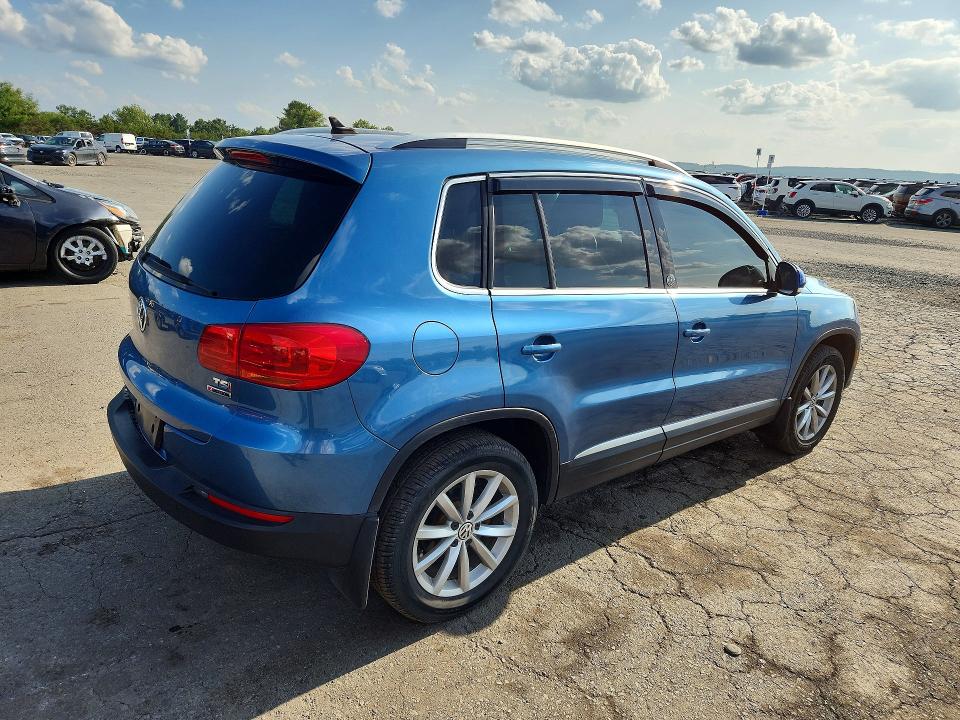 Aukcja sprzedaży 2017 Volkswagen Tiguan, vin: WVGSV7AX3HK021242, numer aukcji: 66247176