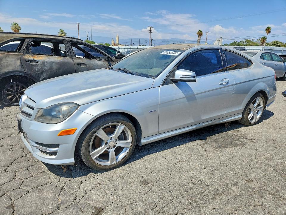2012 Mercedes-benz C მანქანა იყიდება აუქციონზე, vin: WDDGJ4HB6CF887166, აუქციონის ნომერი: 64458546