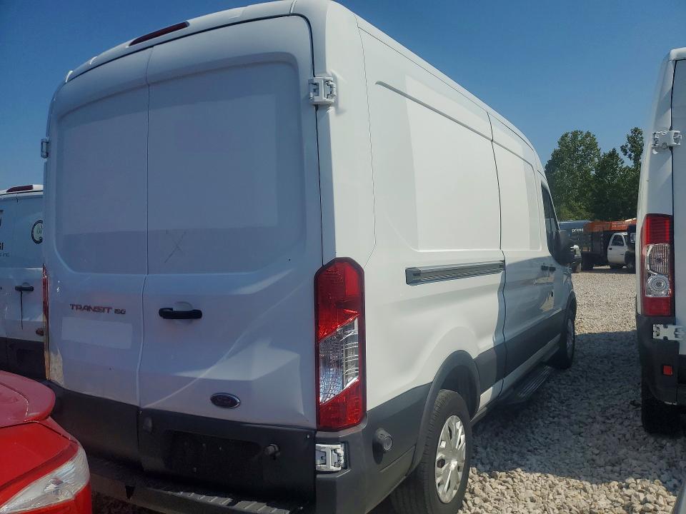 64138816 :رقم المزاد ، 1FTYE2CM7GKA38449 vin ، 2016 Ford Transit مزاد بيع