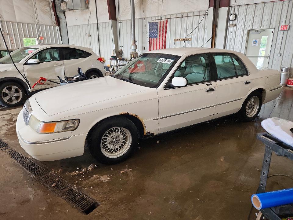 63726186 :رقم المزاد ، 2MEFM75W7YX636530 vin ، 2000 Mercury Grand Marquis مزاد بيع