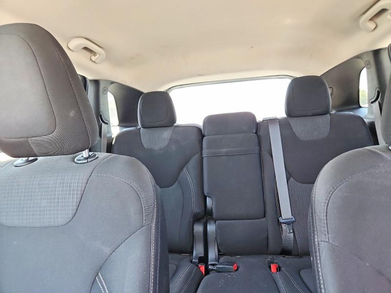 Продаж на аукціоні авто 2015 Jeep Cherokee, vin: 1C4PJLCB5FW506343, номер лоту: 62532946