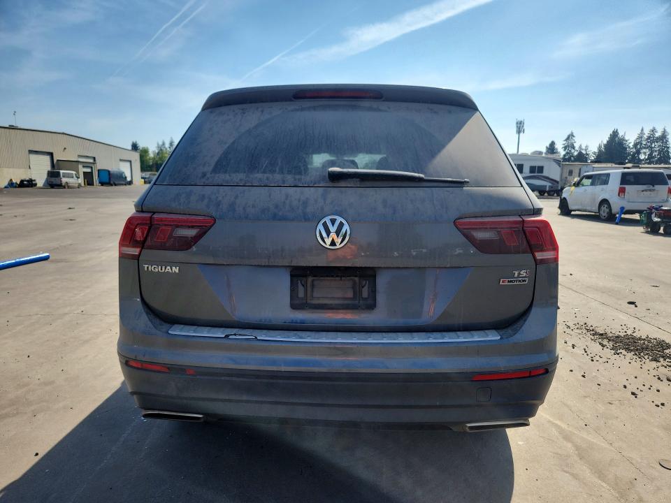 66369426 :رقم المزاد ، 3VV0B7AX6JM052439 vin ، 2018 Volkswagen Tiguan مزاد بيع