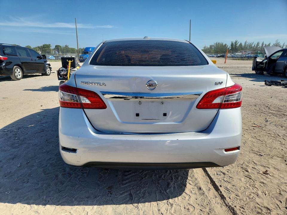 2015 Nissan Sentra მანქანა იყიდება აუქციონზე, vin: 3N1AB7AP6FL652770, აუქციონის ნომერი: 64614176