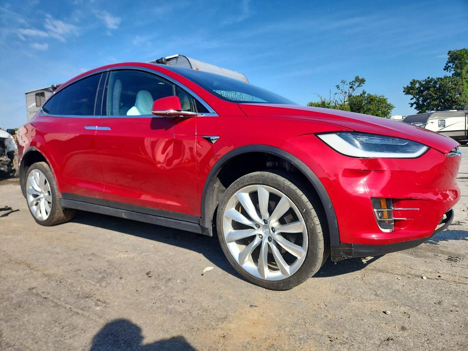 Продаж на аукціоні авто 2019 Tesla Model X, vin: 5YJXCAE26KF150527, номер лоту: 66134436