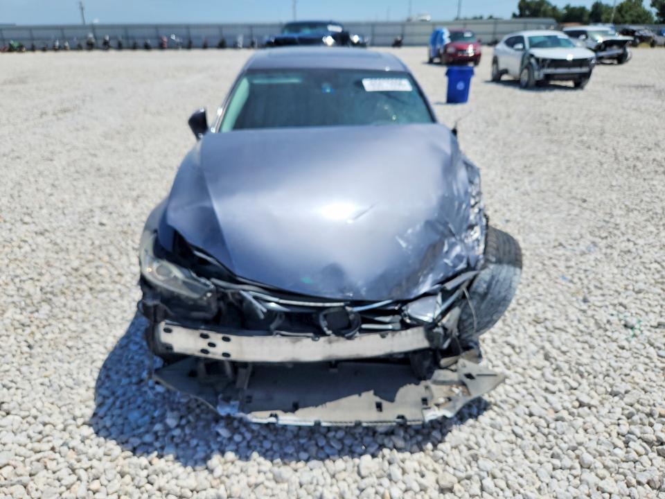 Продажа на аукционе авто 2017 Lexus Is, vin: JTHBA1D26H5040328, номер лота: 65695096