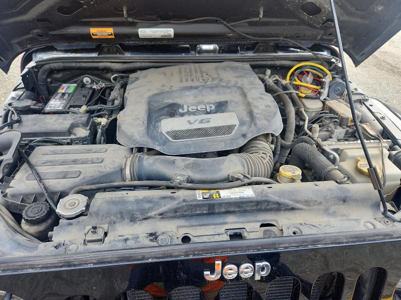 2015 Jeep Wrangler Unlimited მანქანა იყიდება აუქციონზე, vin: 1C4BJWDG1FL692194, აუქციონის ნომერი: 64465576