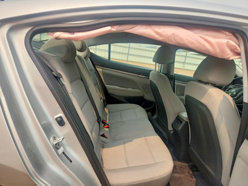 2017 Hyundai Elantra მანქანა იყიდება აუქციონზე, vin: 5NPD84LF1HH001688, აუქციონის ნომერი: 62615266