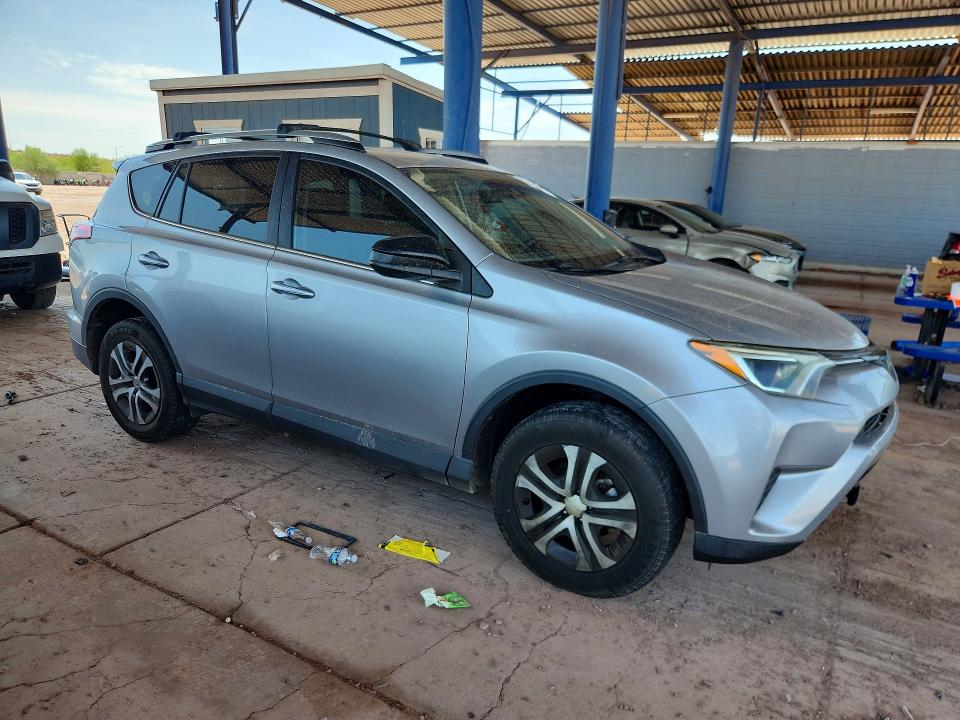 2017 Toyota Rav4 მანქანა იყიდება აუქციონზე, vin: 2T3BFREV0HW685883, აუქციონის ნომერი: 64560006