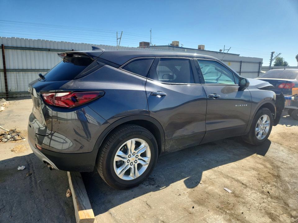 63629716 :رقم المزاد ، 3GNKBCR47NS132030 vin ، 2022 Chevrolet Blazer مزاد بيع