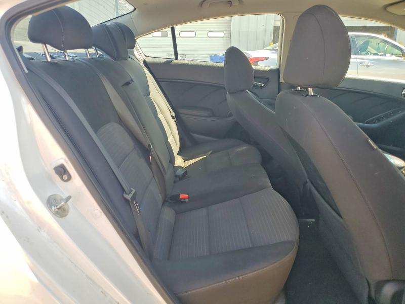 67338336 :رقم المزاد ، KNAFX4A67F5400193 vin ، 2015 Kia Forte مزاد بيع